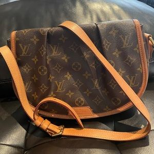 authentic Louis vuitton menilmontat